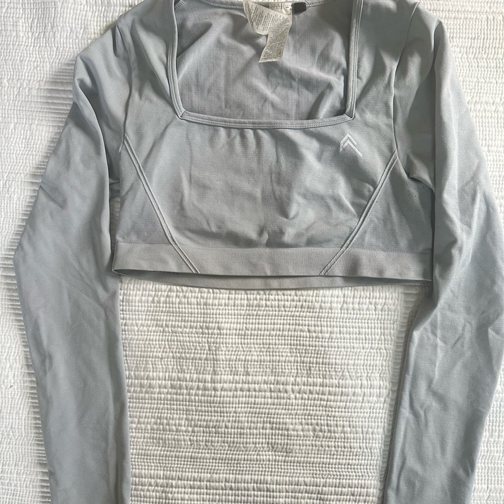 Oner Active - Gray Long Sleeve Crop Top